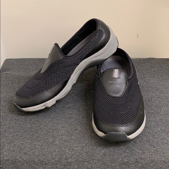 🚫SOLD🚫Vionic Black & Gray Slip Ons Size 8.5 - Picture 2 of 8